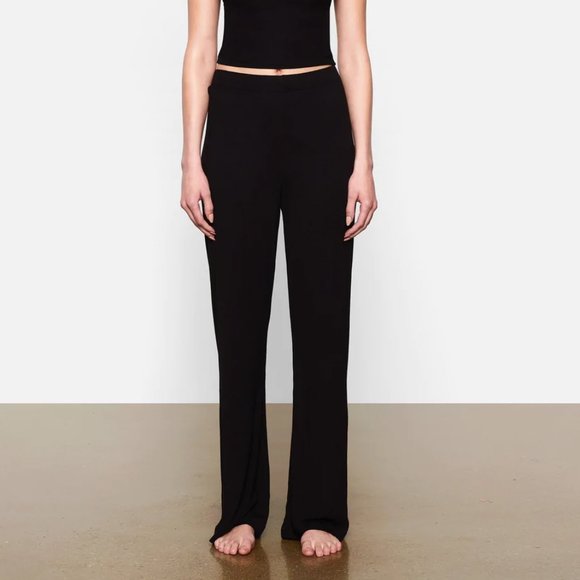 SKIMS Pants - SKIMS Soft Lounge Sleep Pant Onyx Black Wide Leg Ribbed Knit J15